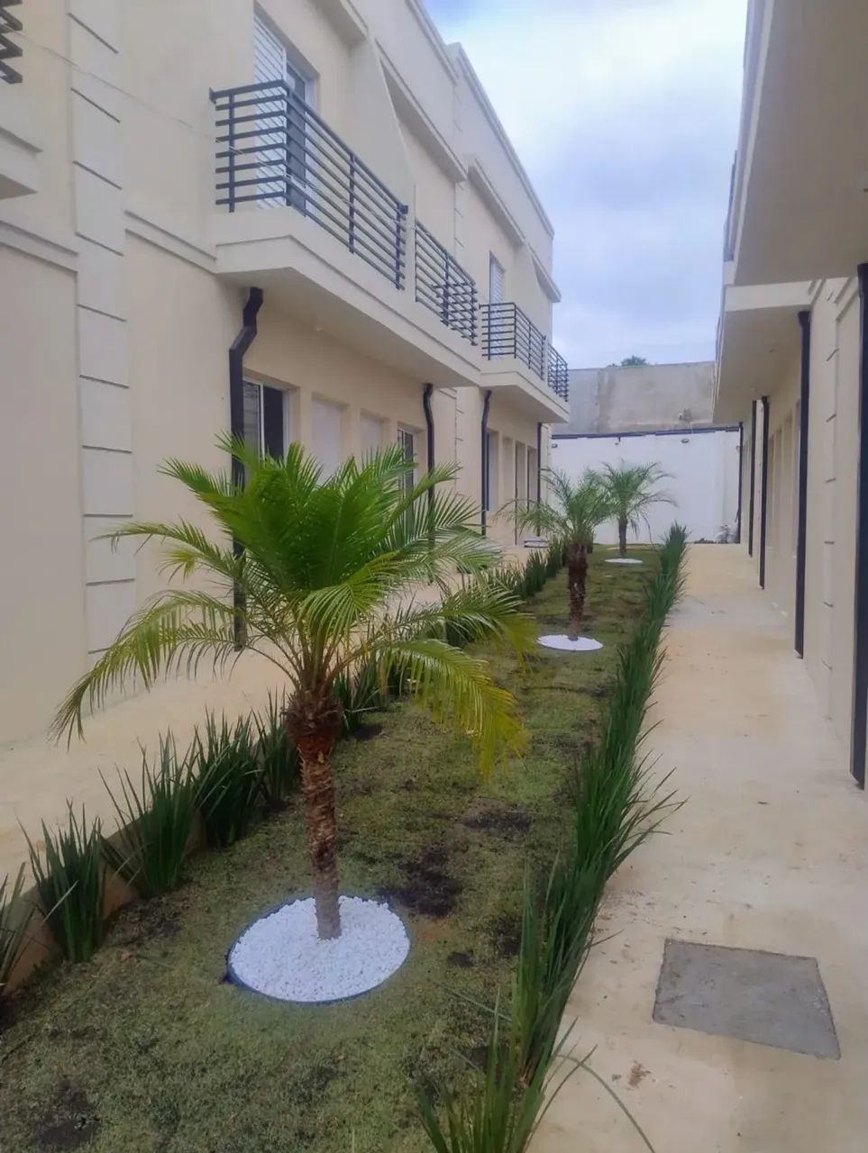 Linda casa nova em condomínio fechado - Foto 5