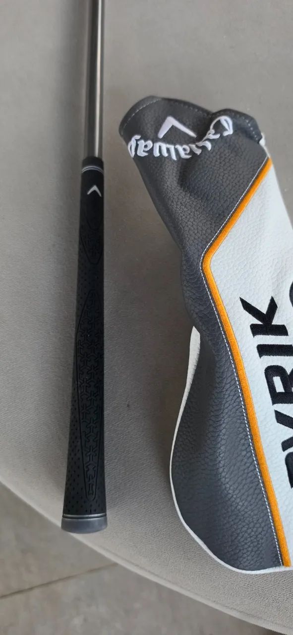 Driver Callaway Mavrik 9° Vara HZRDUS Smoke Reg + Capa Titleist