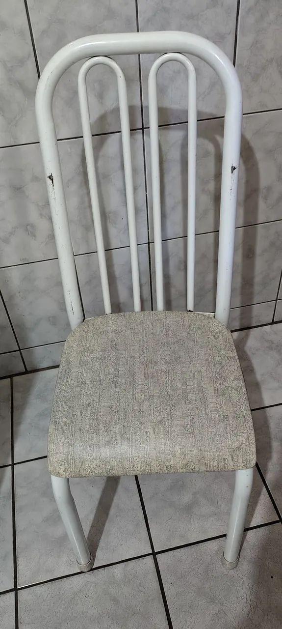 Mesa e 6 cadeiras com tampo em granito  - Foto 4