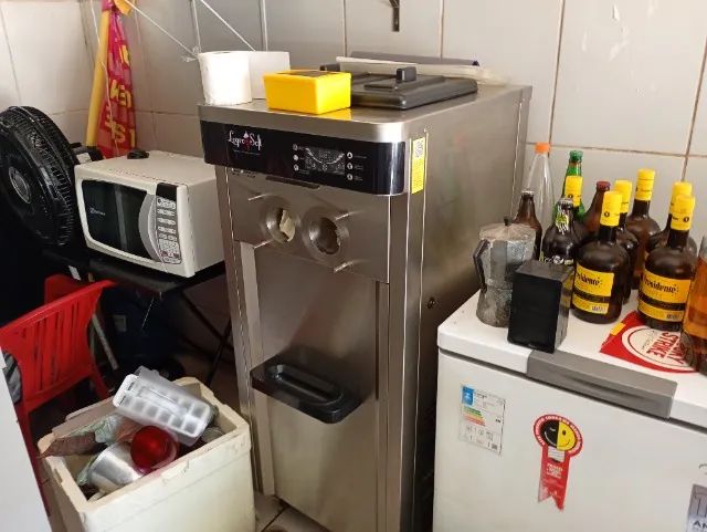 Máquina de sorvete e material de Bar. - Foto 4