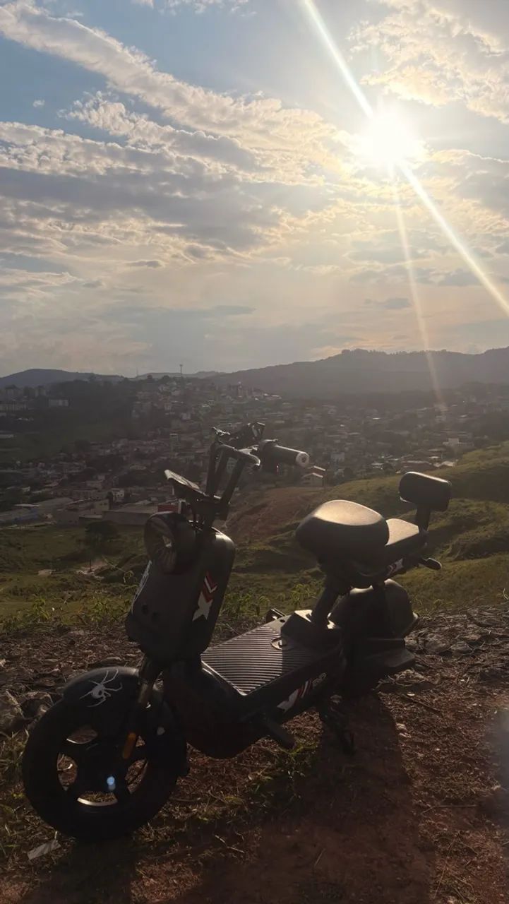 Bicicleta Elétrica com caixinha de som com Bluetooth, seta farol  - Foto 2
