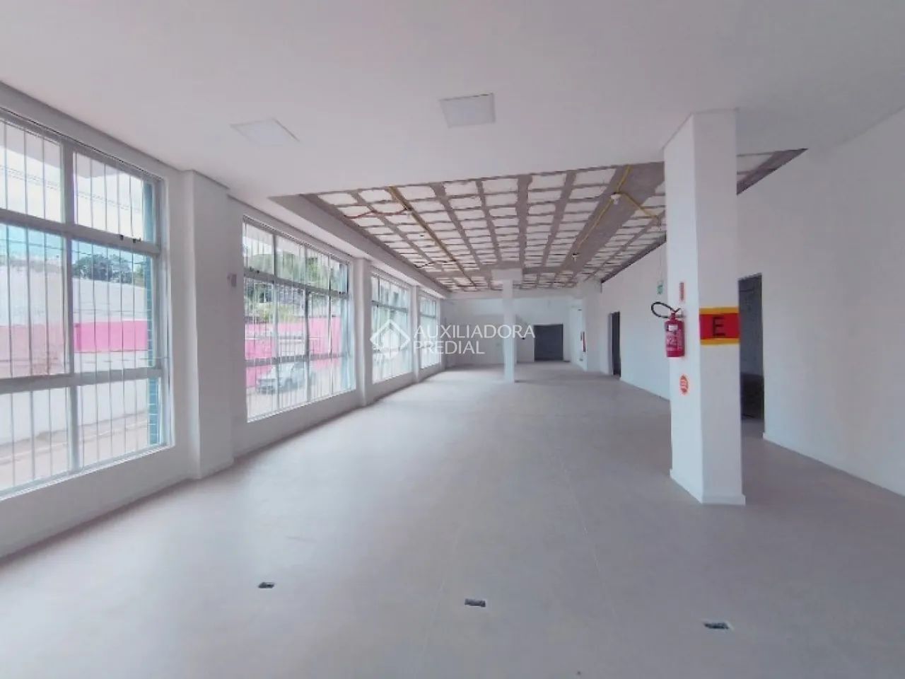 Loja no bairro Pantanal - Foto 5