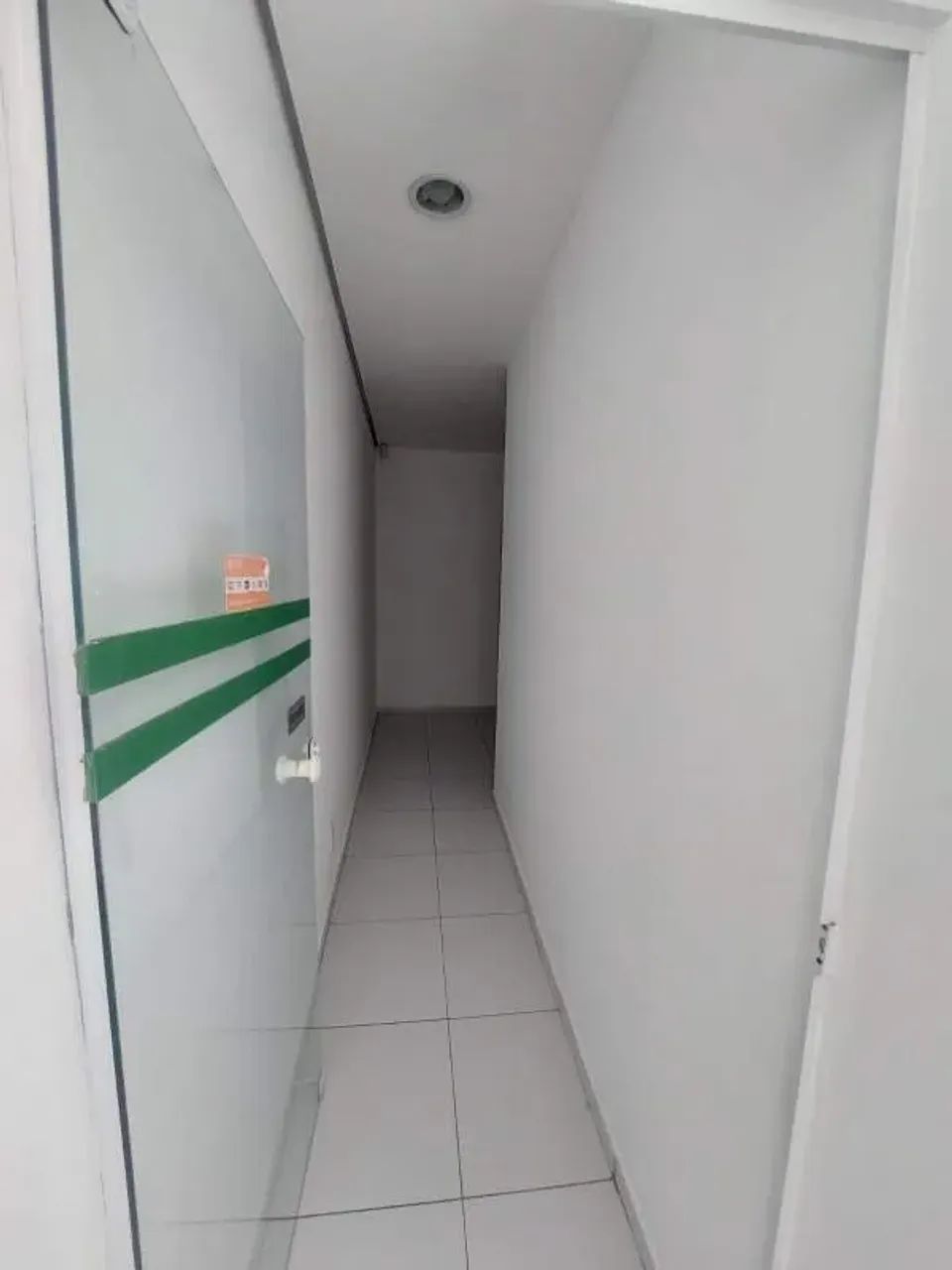 Ponto comercial para aluguel no Centro de Guaratinguetá  128 m² - Foto 3