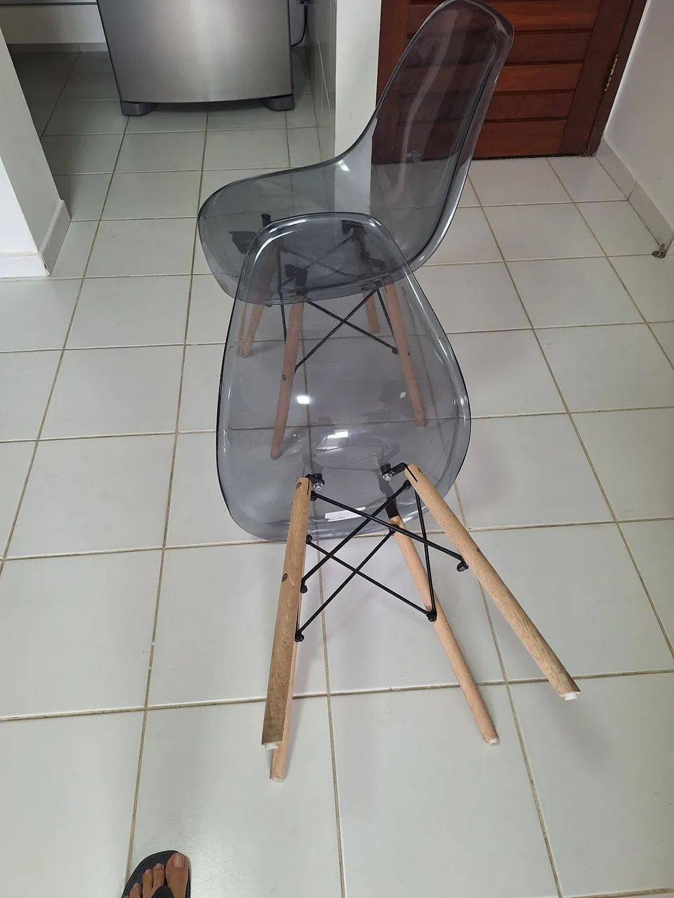 VENDO DUAS CADEIRAS - Foto 3