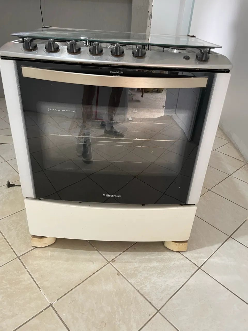 Fogão 6 bocas marca Electrolux - Foto 2