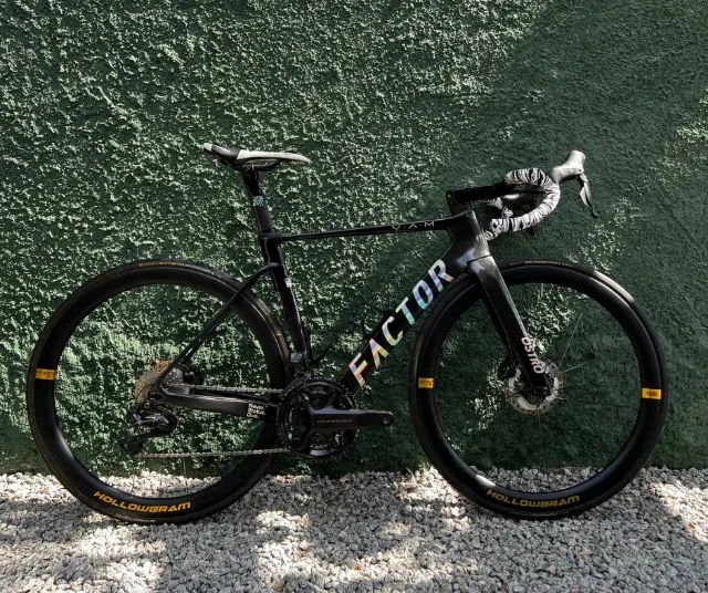 BICICLETA FACTOR OSTRO VAM
