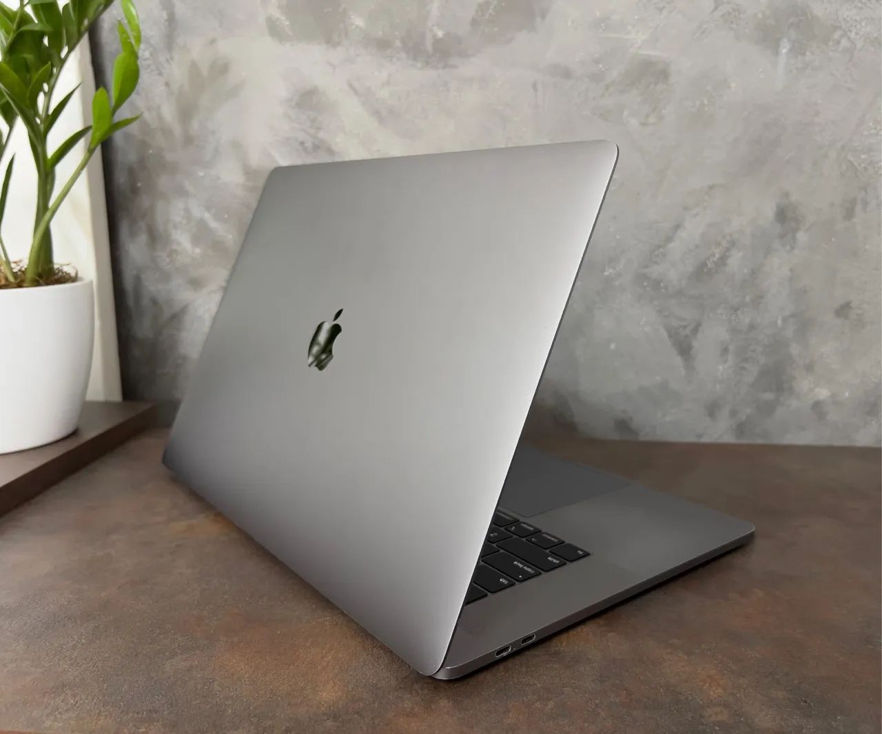 MacBook Pro 15インチ/Core i9 24GB MacBook Pro (15 polegadas, 2019) - Especificações técnicas