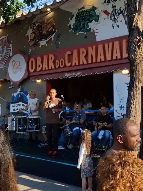 Vaga garçom Maracanã 