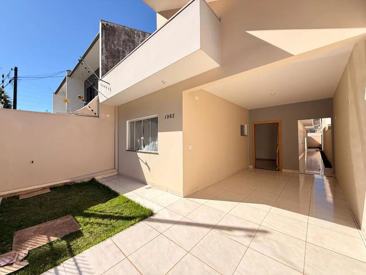 Casa à venda em Maringá, Jardim Verônica, com 3 quartos, com 149.6 m² - Foto 2