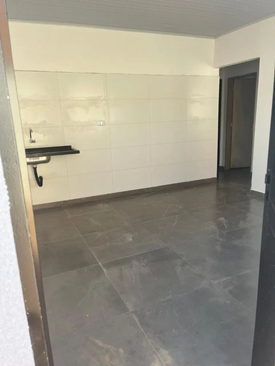 ALUGO CASA 2 QUARTOS - Foto 2