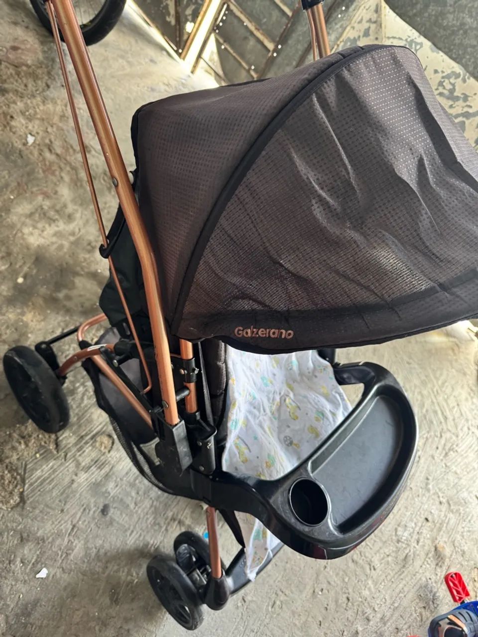 Carrinho de bebê galzerano