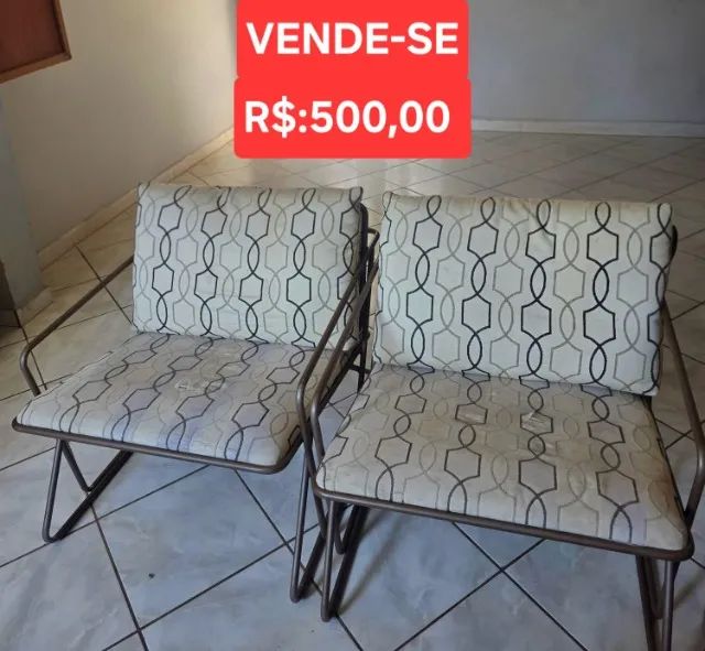 VENDE-SE 2 POLTRONAS
