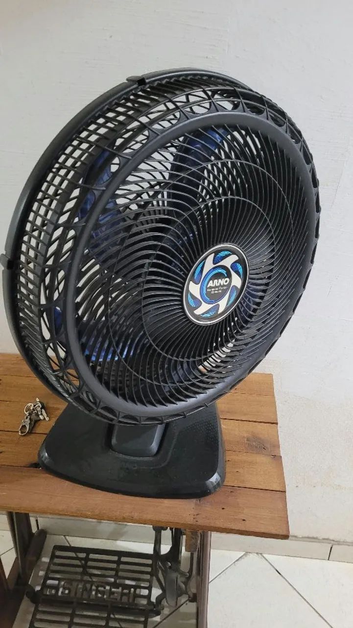 Ventilador Arno 220v 6 Pás