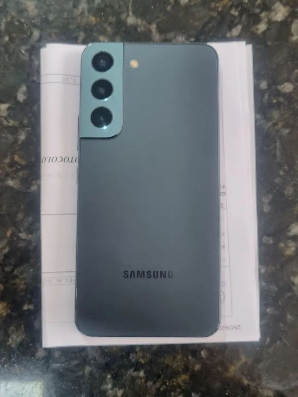 Vendo celular Samsung S22 256gb 8gb de ram  - Foto 2