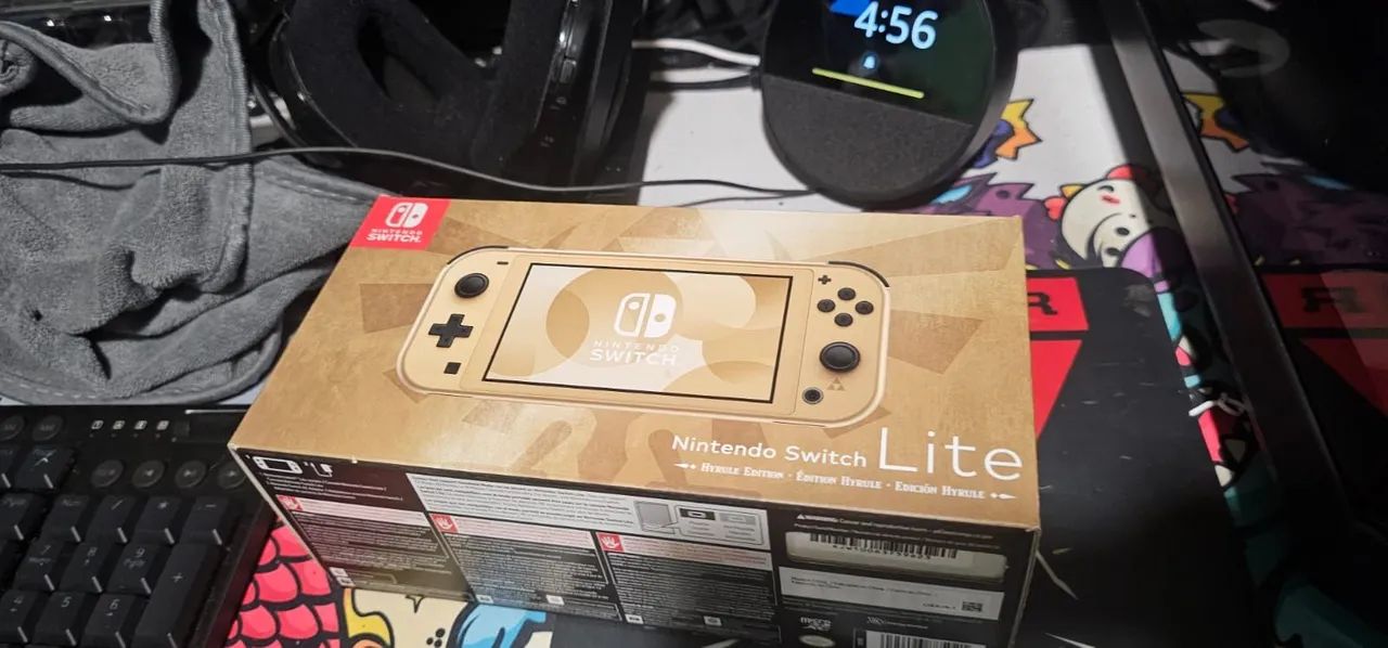 Nintendo switch lite edição Zelda ( aparelho novo lacrado não é desbloqueado) - Foto 2