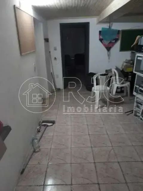 Imóvel para venda com 250 metros quadrados com 7 quartos - Foto 2