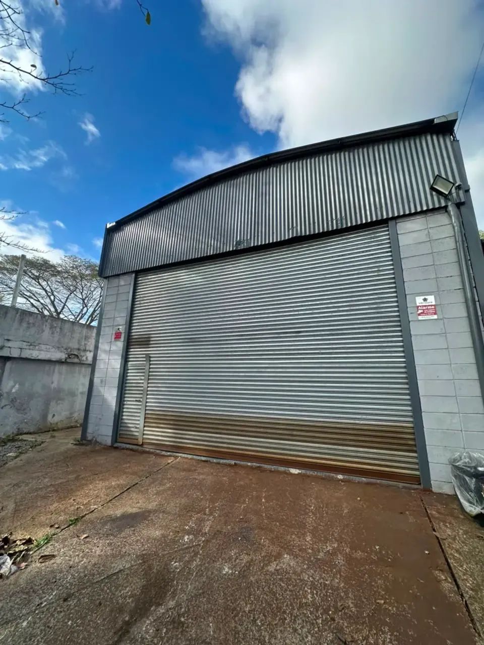 Galpão Industrial Comercial em Arujá