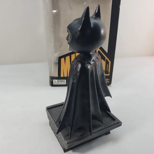 Antigo boneco Iron Studio Batman em ótimo estado - Foto 3