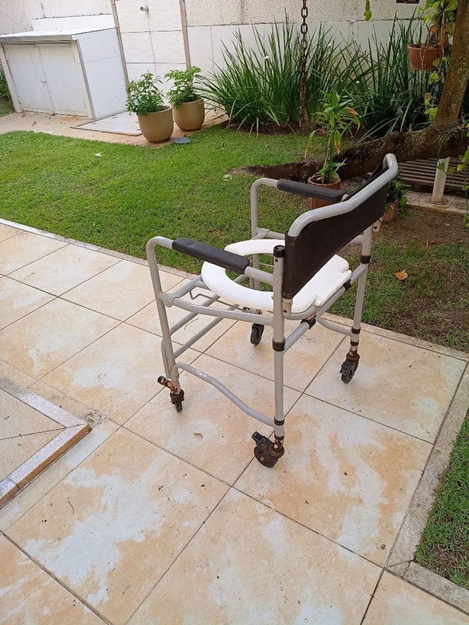 Cadeira de banho - Foto 2