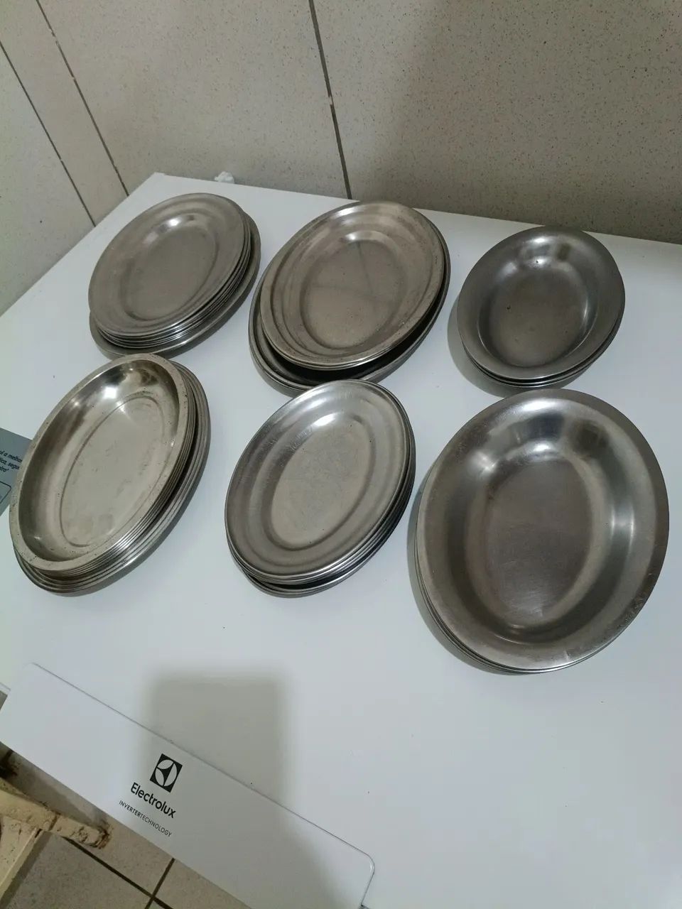 Bandeja de inox 49 peças $200 reais 