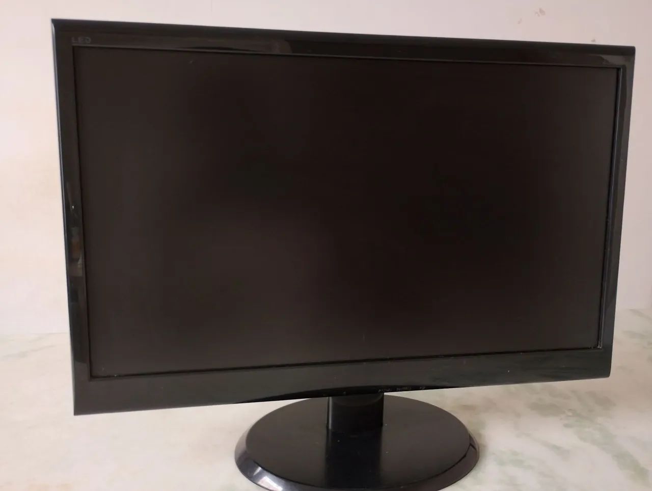 MONITOR AOC 21''
