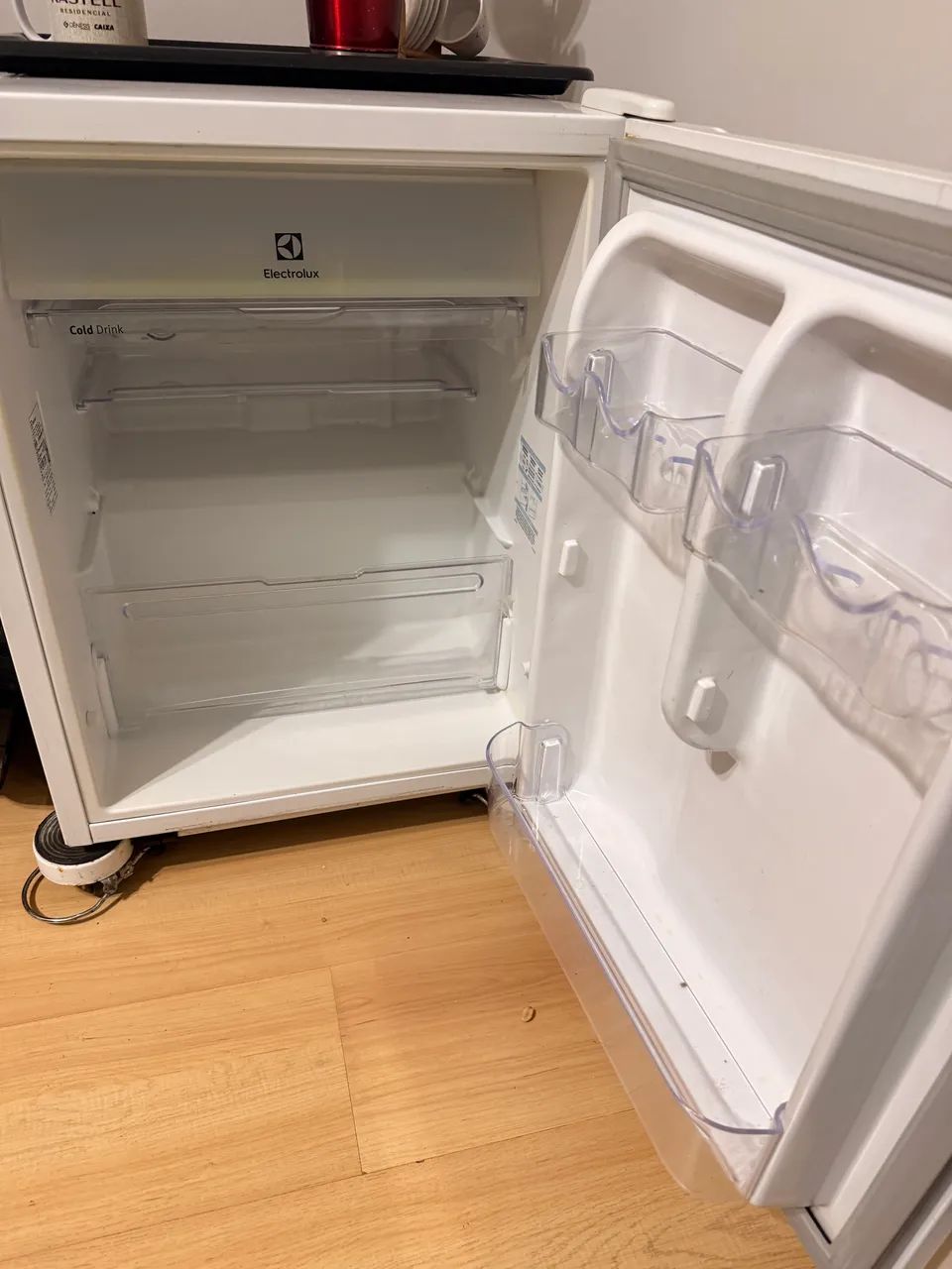 Frigobar Eletrolux 79l - Foto 3