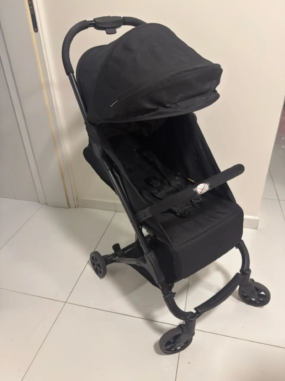 Vendo carrinho de bebê compacto Galzerano