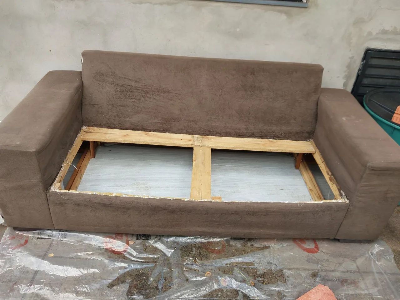 sofa DOAÇÃO