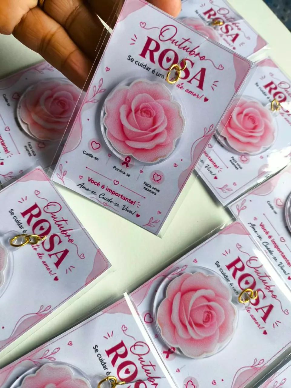 Lembrancinha outubro Rosa chaveiro 