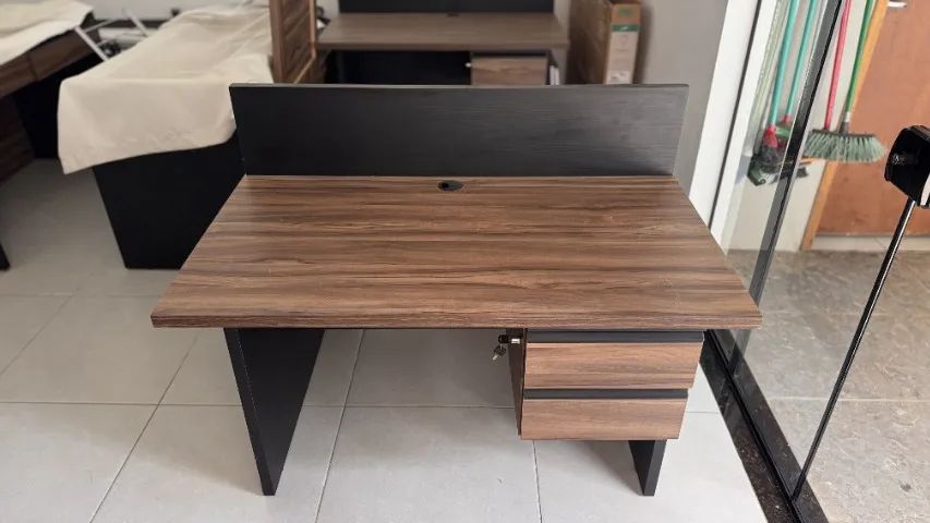 Mesa para escritório (formato ilha) - Foto 4