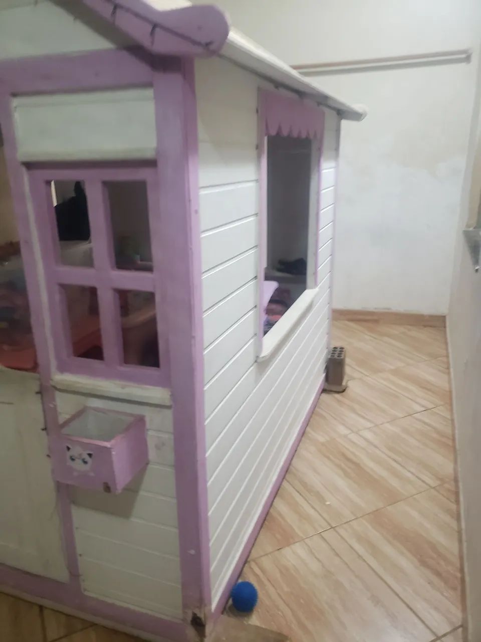 Uma casinha de madeira  - Foto 2