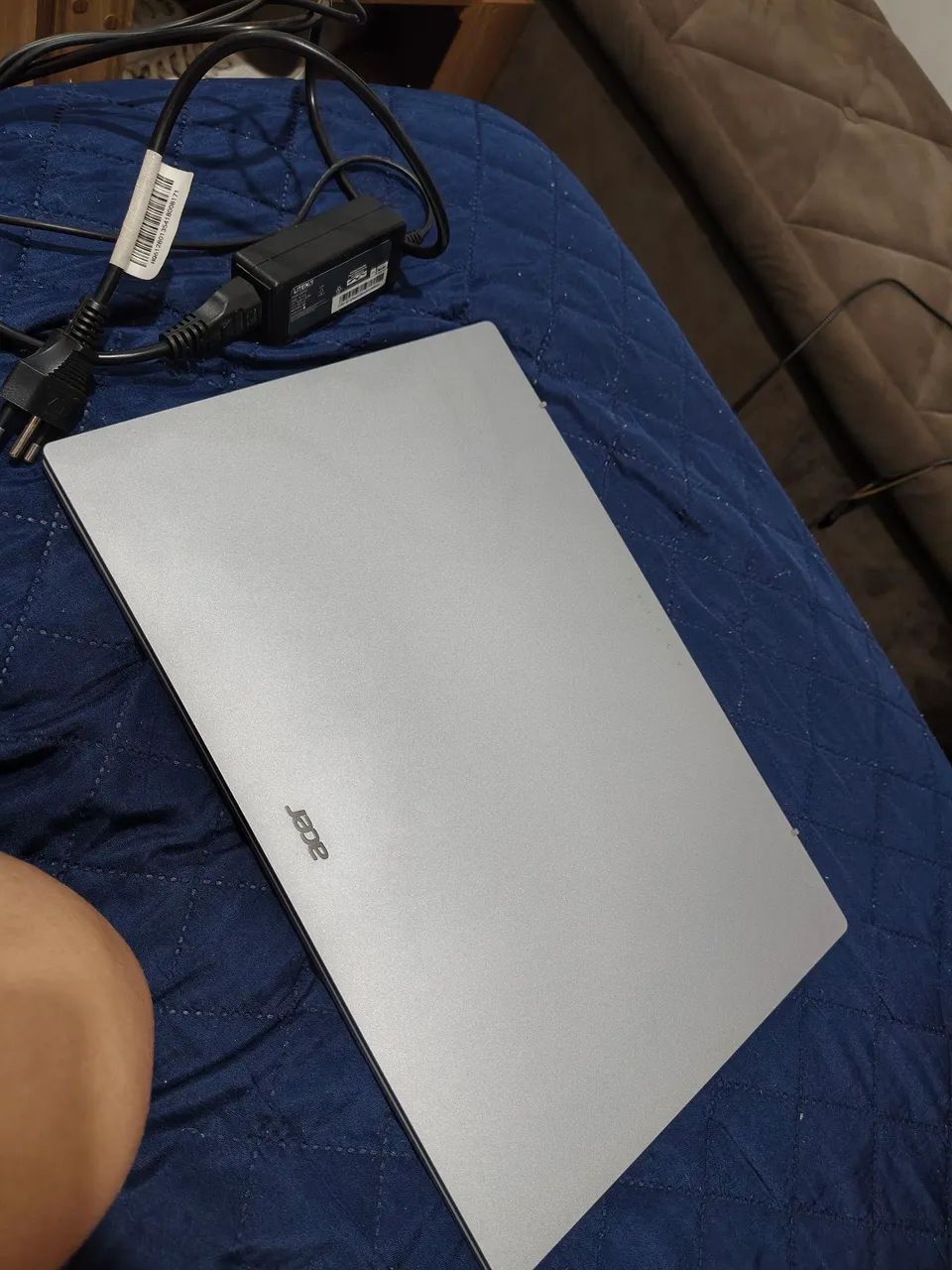Notebook , usado poucas vezes, chamar no whatsapp *