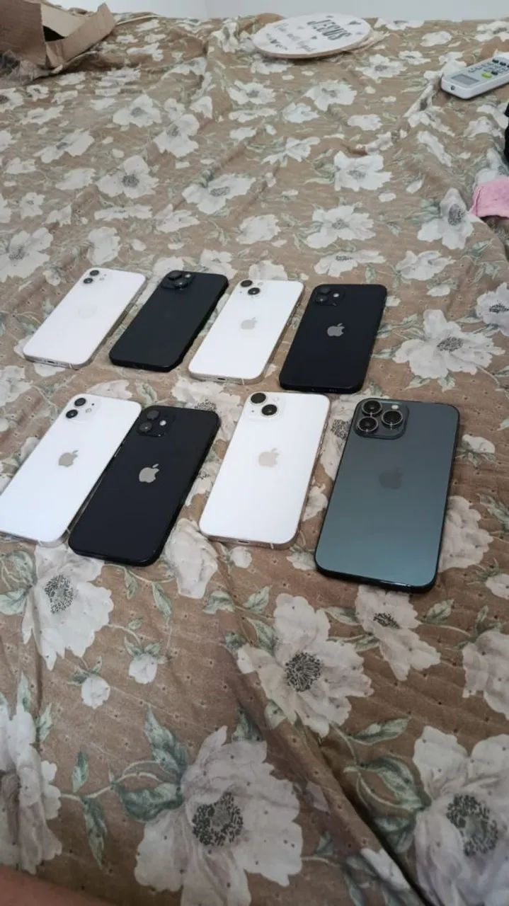 iPhone 12 ao 15 disponível 