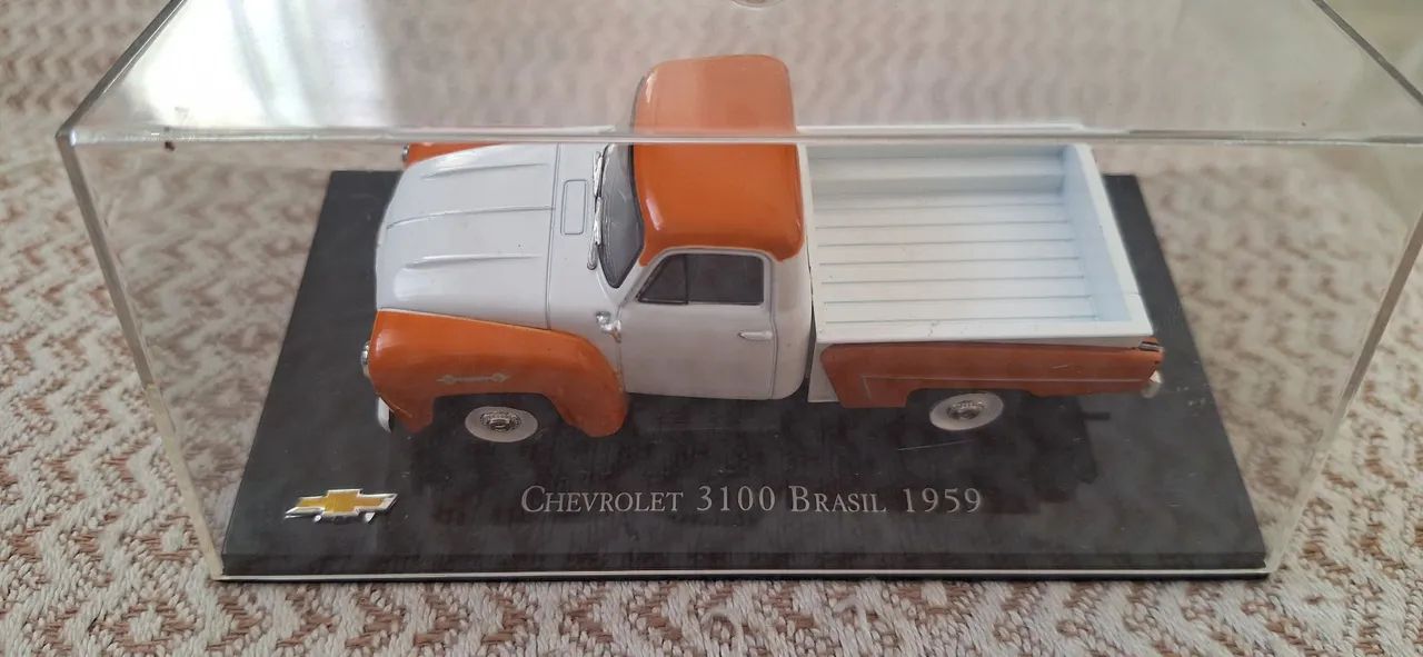 Miniatura caminhonete chevrolet 3100 ano 1959 - Foto 4