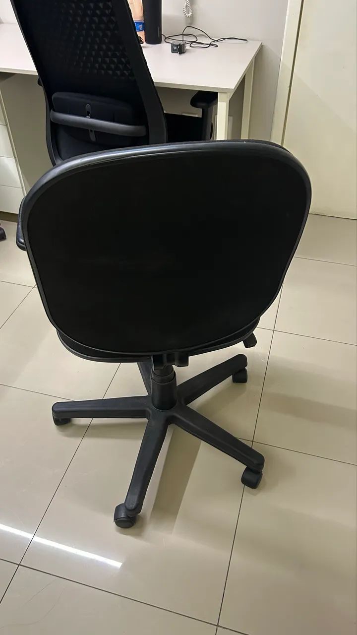 Cadeira de escritório - usada - Foto 2