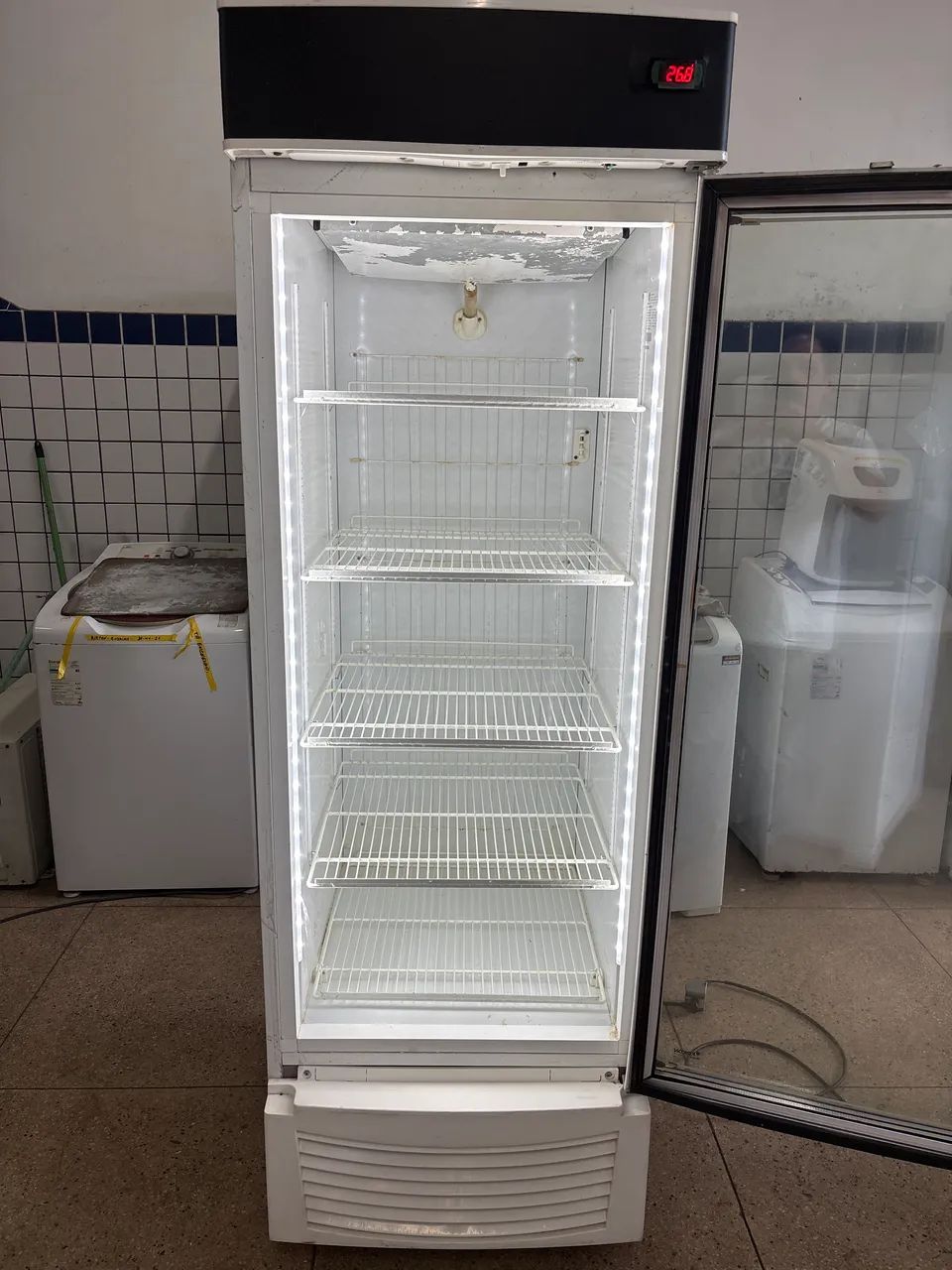 Freezer Fricon expositor vertical bebidas PROMOÇÃO - Foto 5