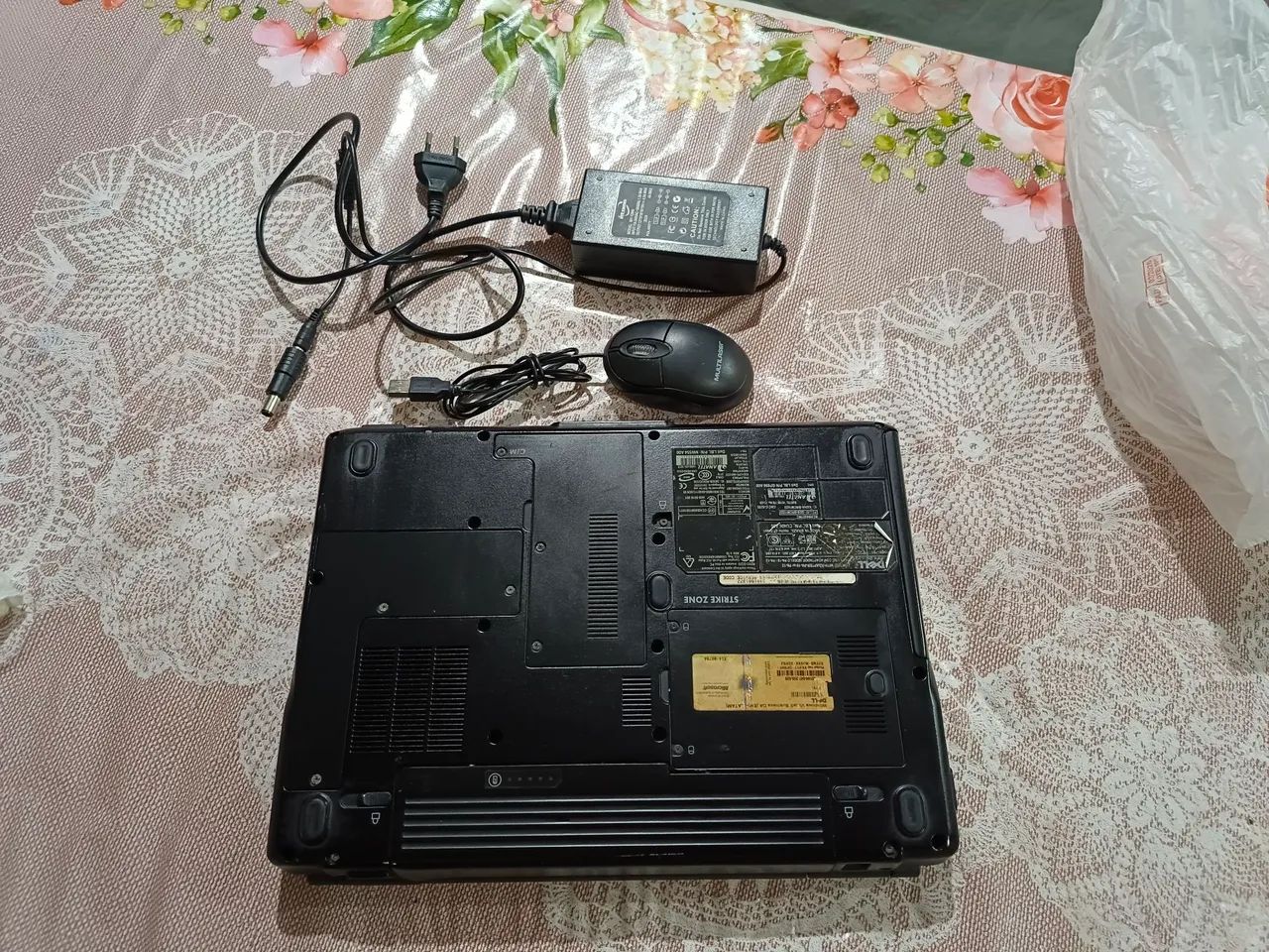 Notebook Dell core 2duo com HD 320gb, teclado ok, carregador. - Foto 4