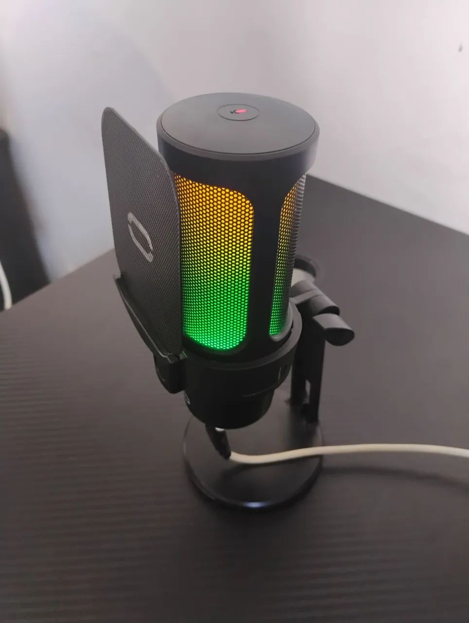 Microfone de mesa gamer RGB - Foto 2