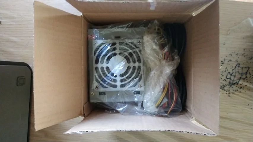 Fonte ATX DR.HANK 230W Real - Nova - Caixa Original