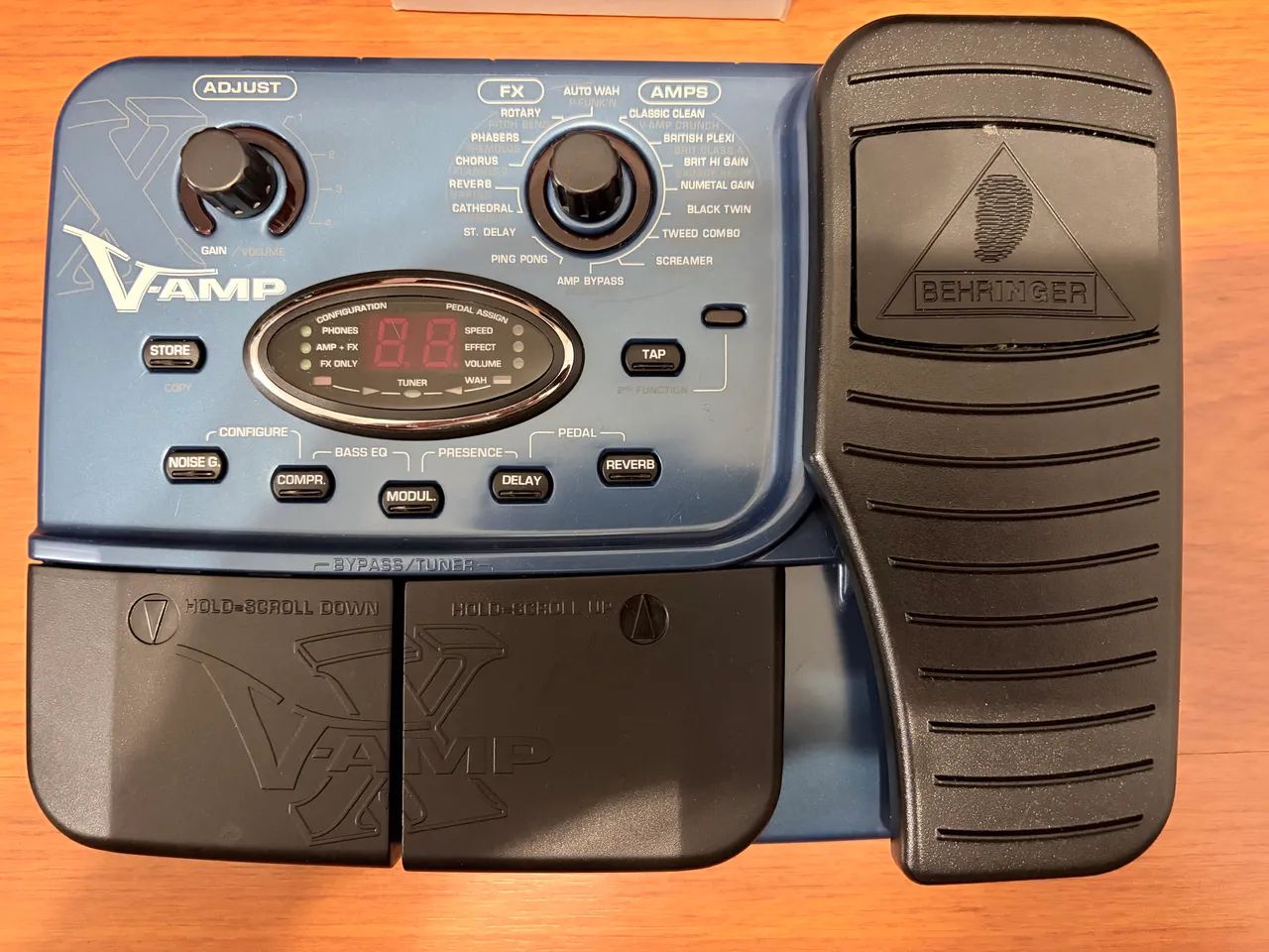 Pedaleira Behringer X V-Amp - Foto 5