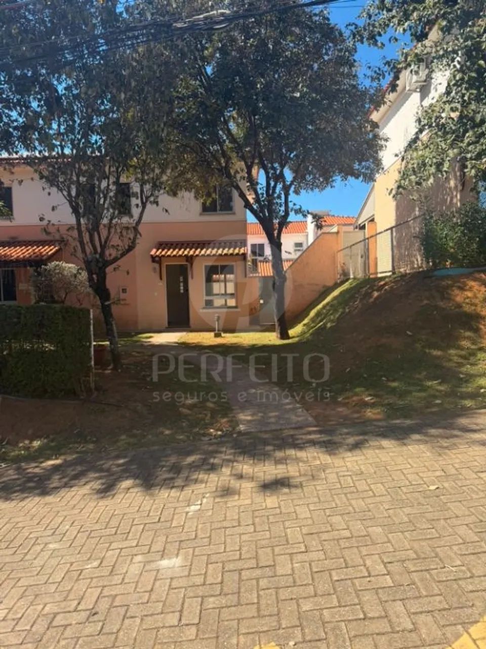 CASA COM 2 DORMITÓRIOS COM AMPLO QUINTAL NO VILLA FLORA HORTOLÂNDIA/SP