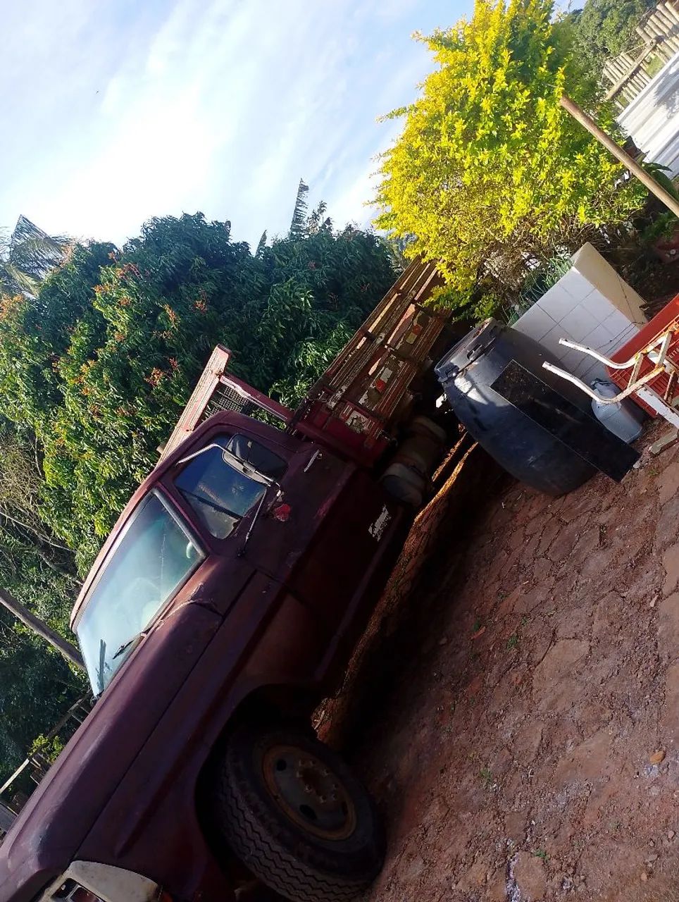 F.4000 com gaiola boiadeira 