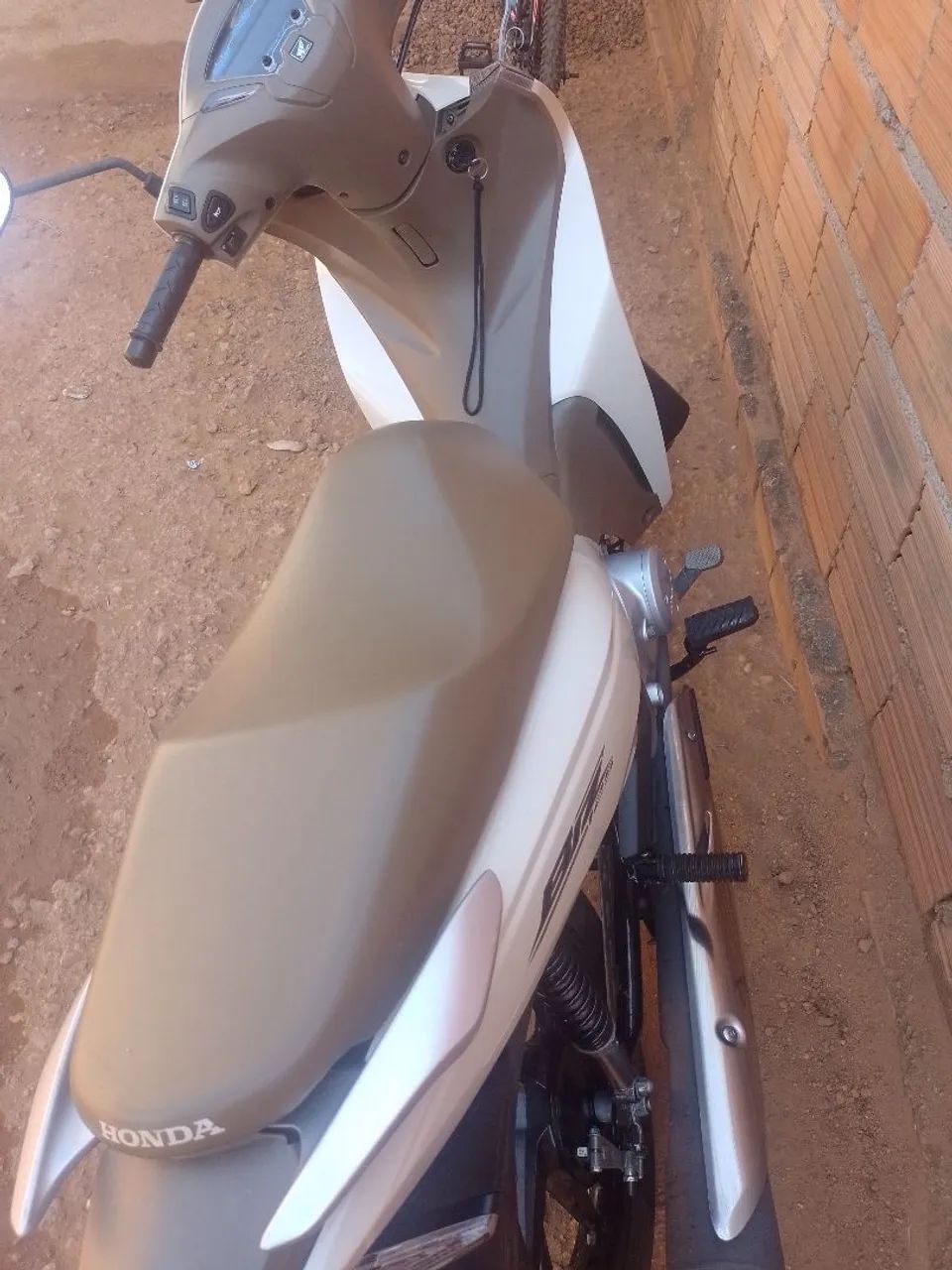 Moto biz 125 - Foto 2