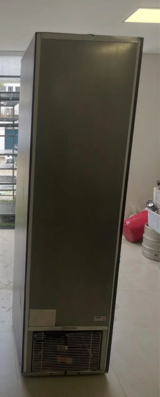Refrigerador Metalfrio mod. MB28R 287 litros 220v - Foto 4