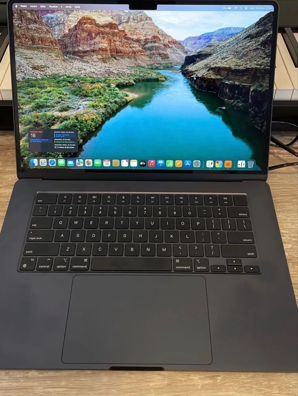 MacBook Air 13? M2 16GB 256 - estado novo - pouco uso. - Notebooks