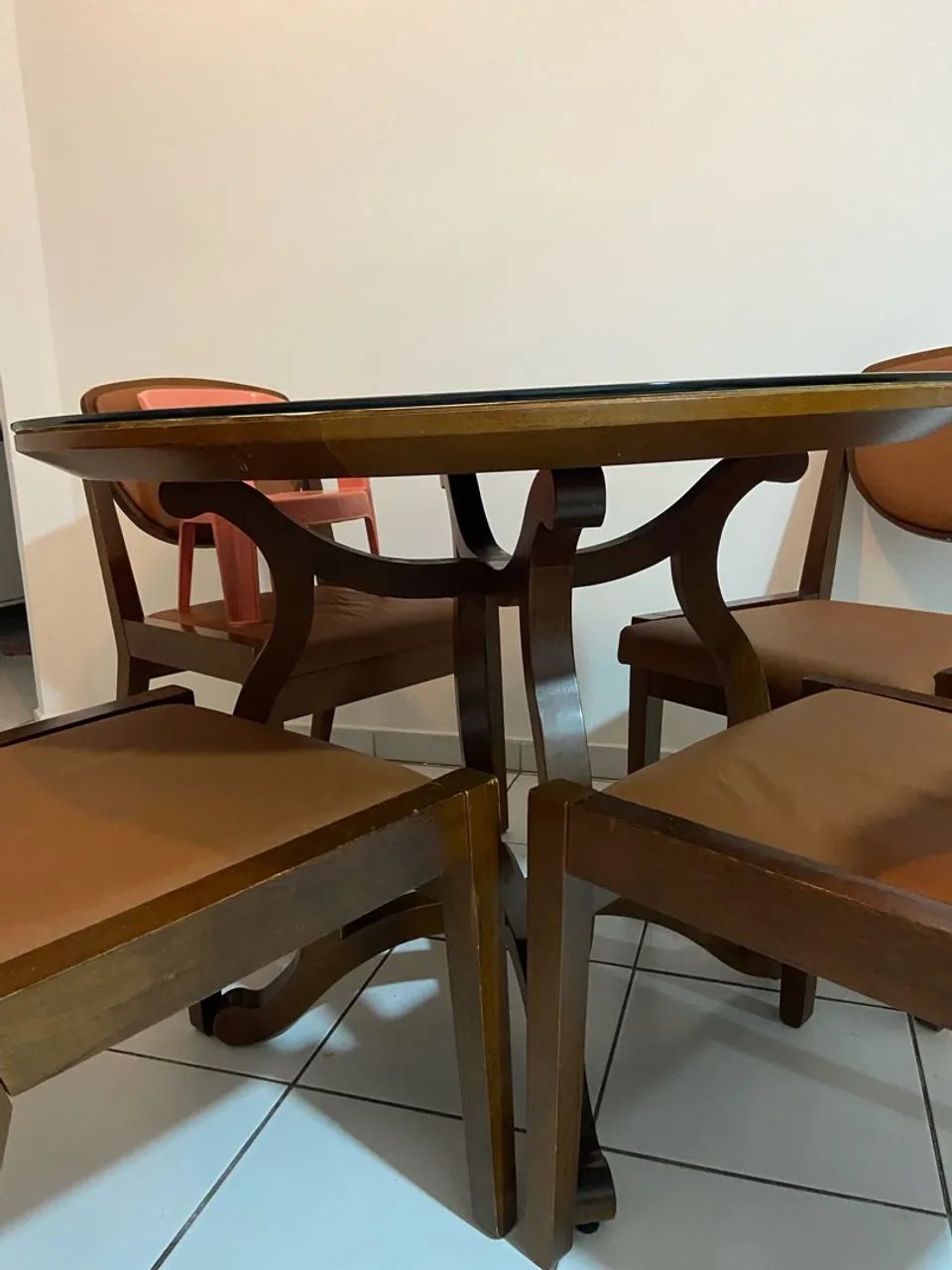 Mesa de jantar + 4 cadeiras  - Foto 3