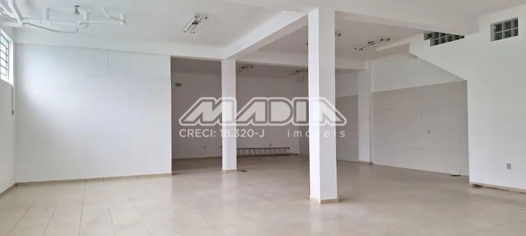 salão - Vila Santana - Valinhos - Foto 2