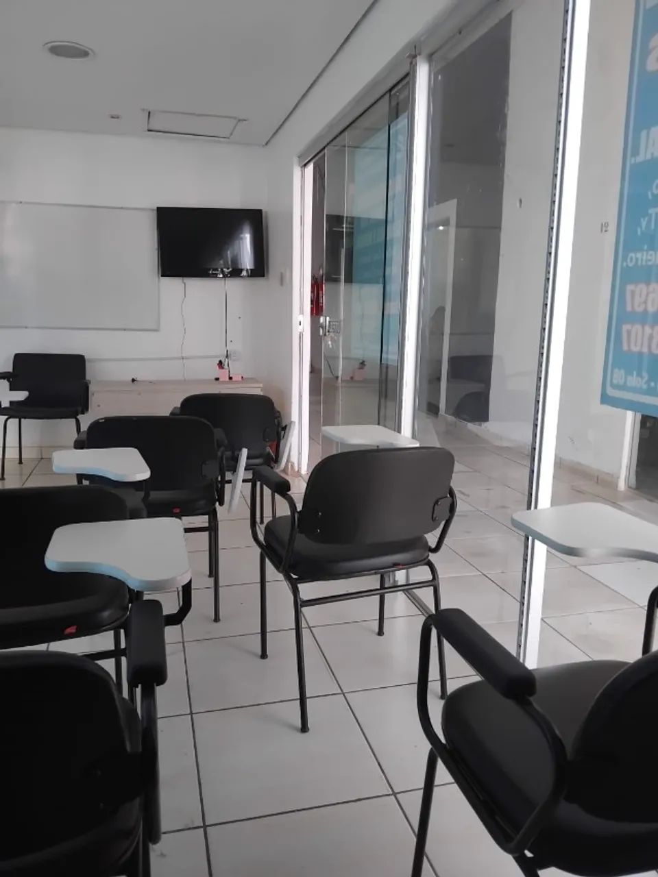 Sala para cursos tratar com o dono *  - Foto 3
