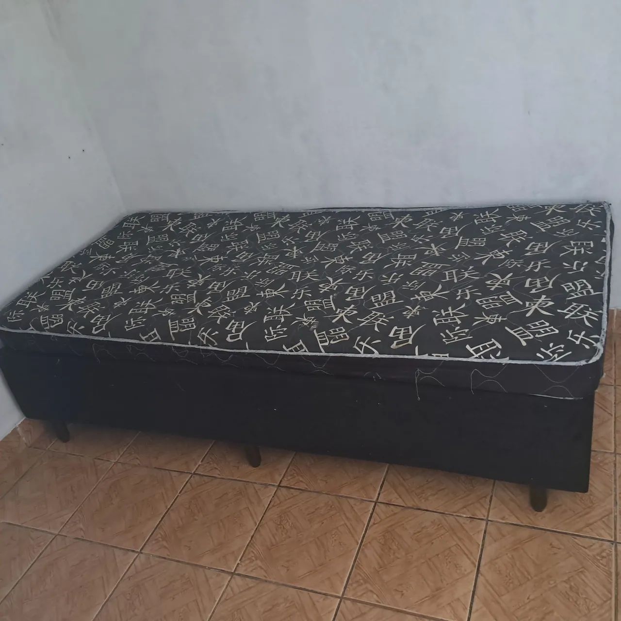 Cama box solteiro com Colchão!!