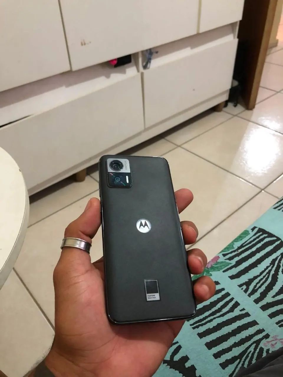 Vendo Motorola Edge 30 neo  - Foto 2